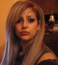 Jeune coquine cherche à s’amuser